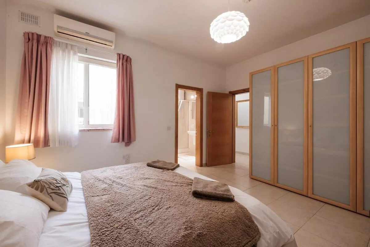 Larger Than Usual 3Bd Apartment Sliema